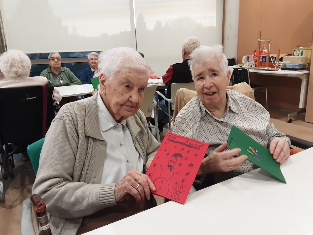 felicitaciones del colegio de Mendillorri 2 - Nuestros mayores responden con cariño a las felicitaciones del colegio de Mendillorri