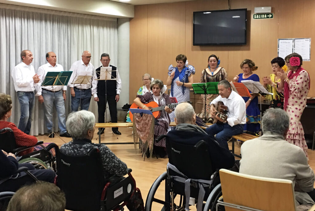 coro rociero - NAVIDAD EN RESIDENCIA BELOSO ALTO