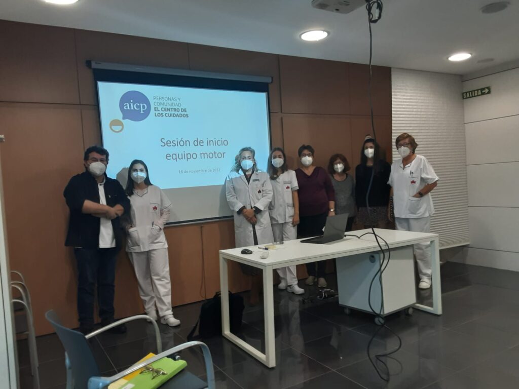 consultor - Primeros contactos en el centro con la Atención Integral Centrada en la Persona (AICP)