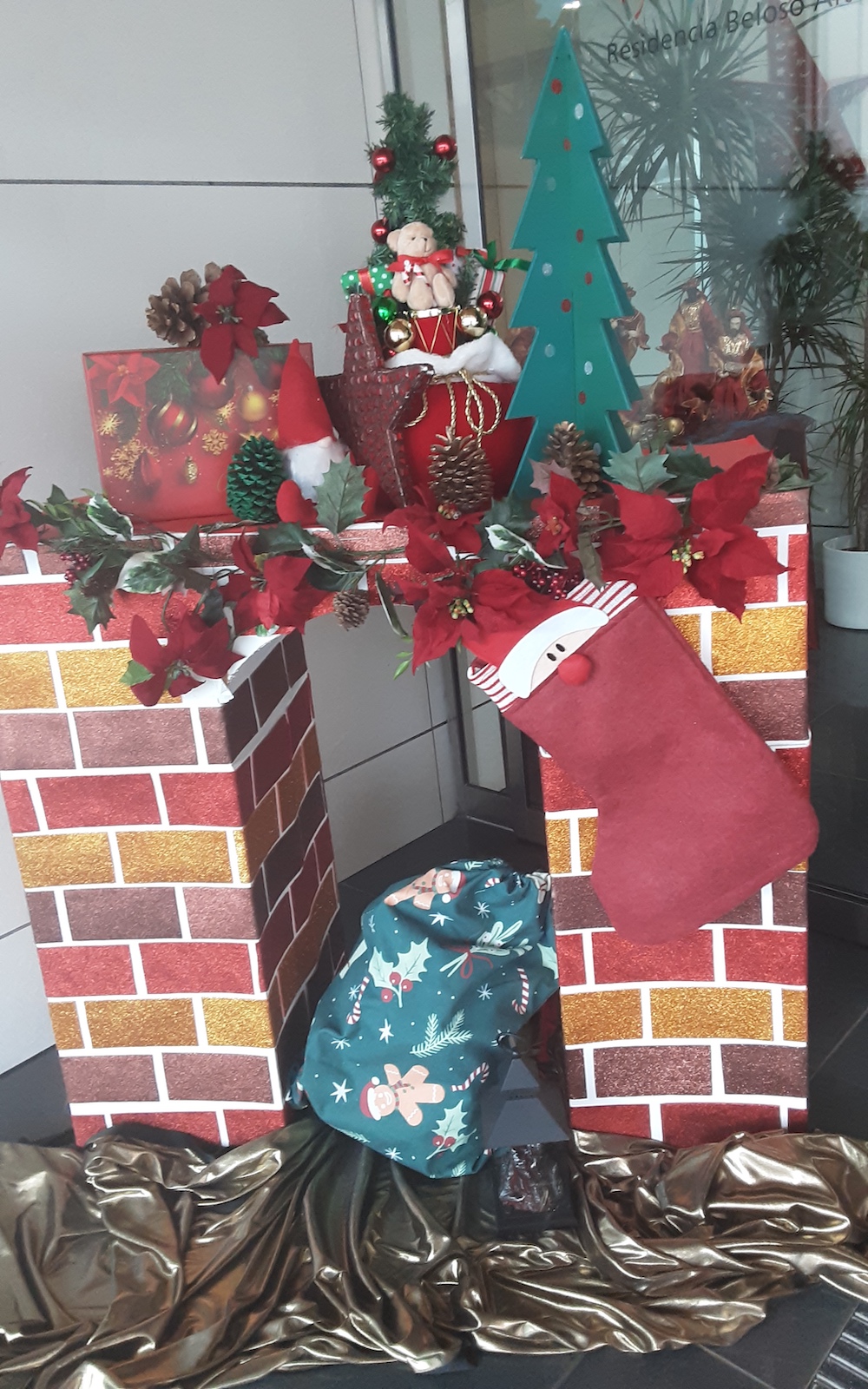 20251212_111047 20251212 111047 - ¡Tarde de gala y tradición! Éxito total en el Concierto Navideño de Mariachi con Joselito