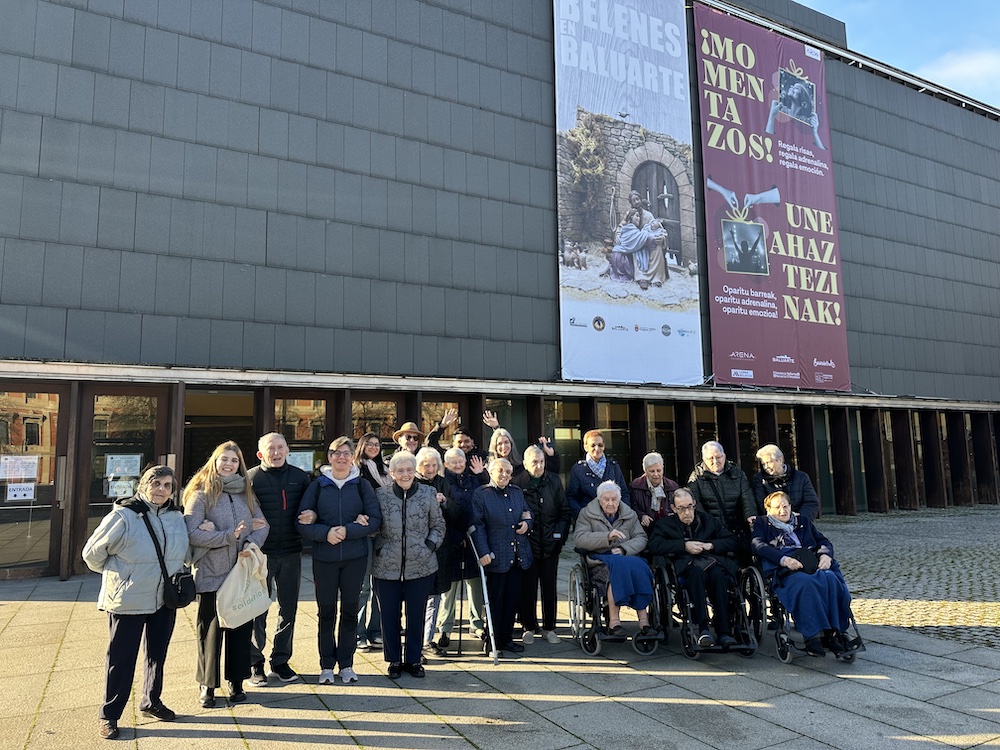 salida a los belenes - Crónica de una mañana mágica: Nuestra visita a los Belenes de Baluarte