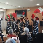 Volantes de alegría: El centro se viste de gala por sevillanas