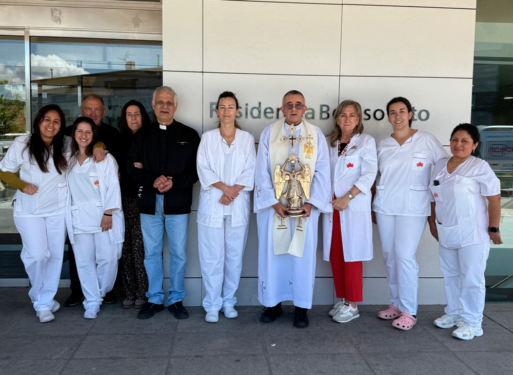 residencia ancianos angel de aralar - Una visita de Fe y Tradición. San Miguel de Aralar bendice y acompaña a nuestros mayores